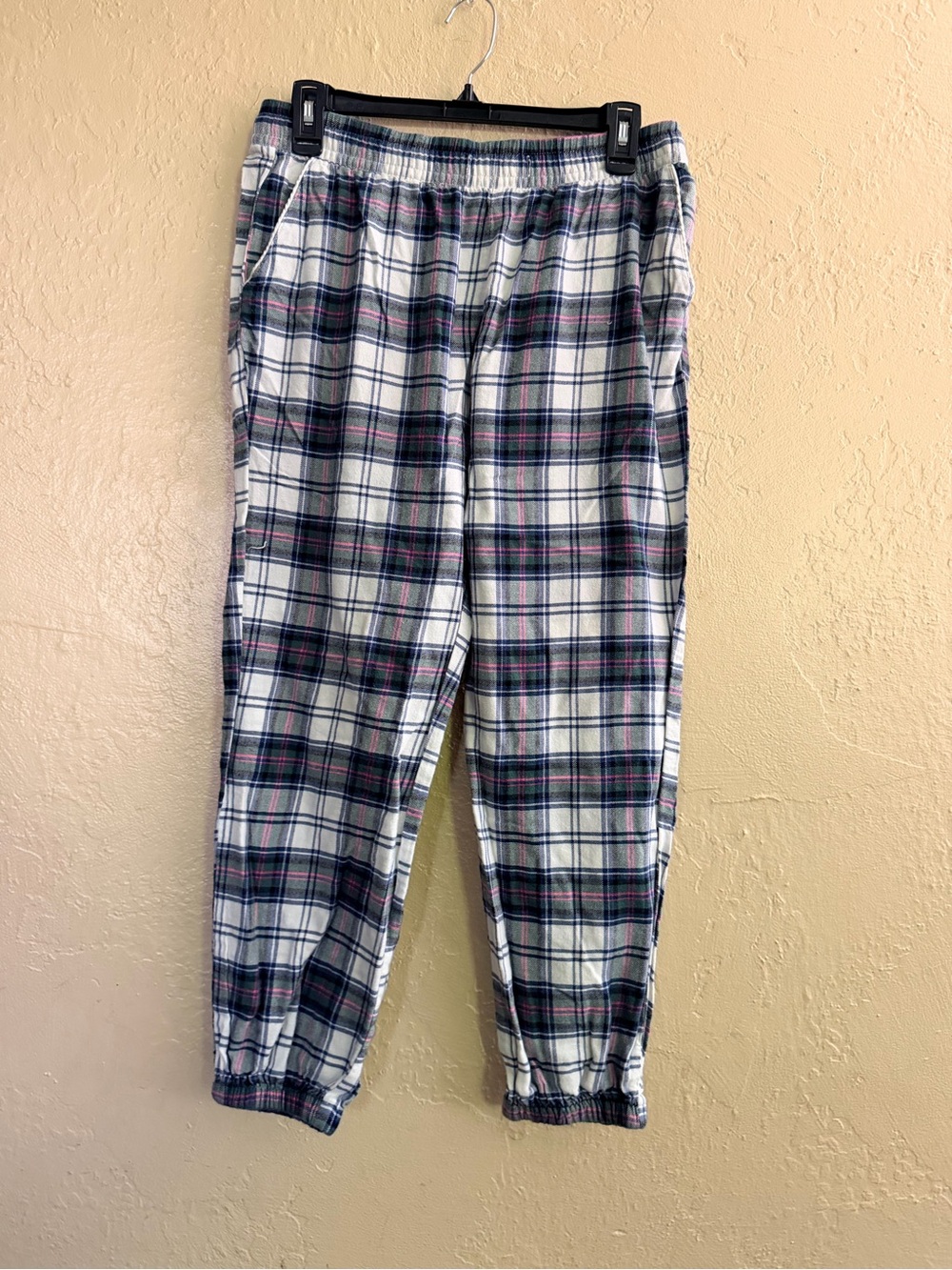 Plaid Elastic-Waist Jogger Pants - White, Navy & Pink